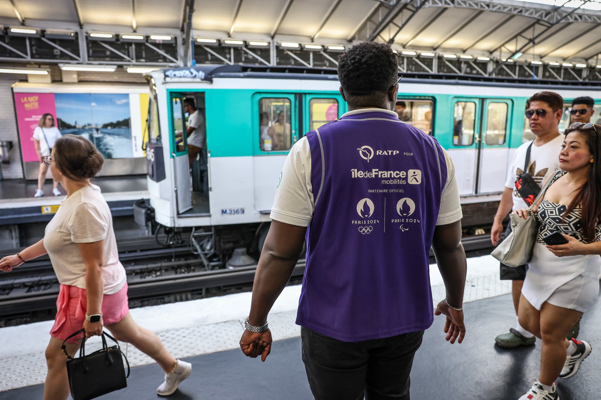 La RATP est parvenue à faire rouler 90 % des bus prévus, n’atteignant pas 100 % uniquement en raison des travaux de voirie et des restrictions de circulation liées à la préparation des Jeux olympiques. LP / Fred Dugit