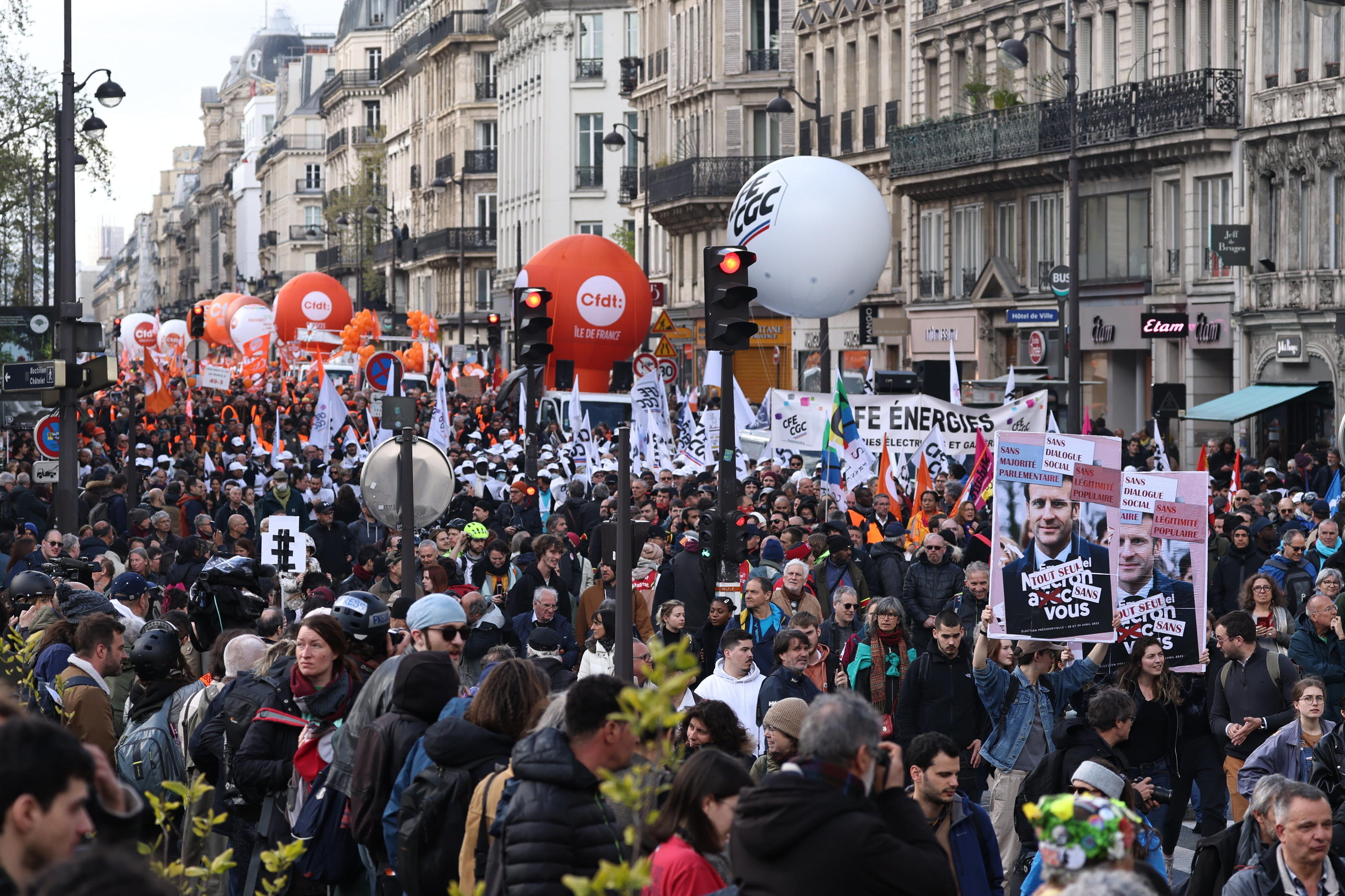 La réforme des retraites avait fait descendre des millions d'opposants dans la rue en 2023. Le nouveau Premier ministre Michel Barnier a dit vouloir « ouvrir le débat sur l’amélioration de cette loi pour les personnes les plus fragiles » LP/Frédéric Dugit