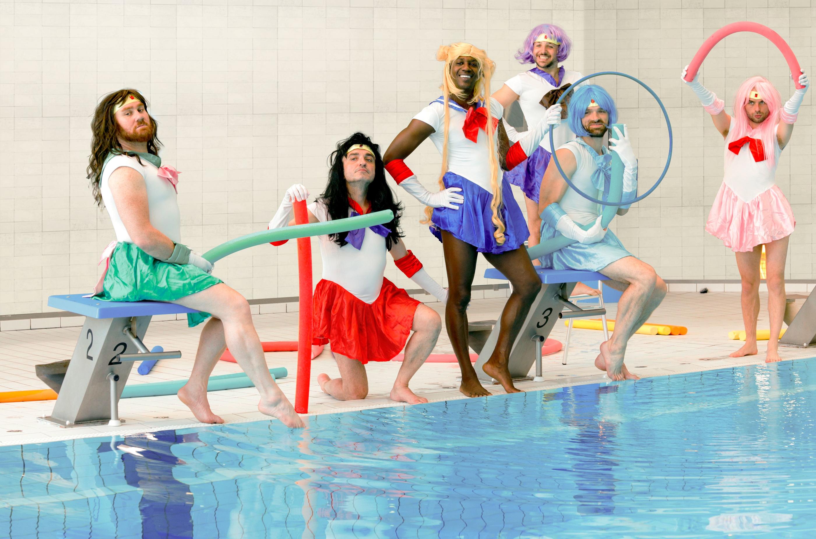 «On va vous décortiquer, on est les Crevettes pailletées !», promet cette équipe de water-polo participant aux Gay Games dans cette hilarante comédie. Carolina Jaramillo Cossio/NBCUniversal All Rights Reserved