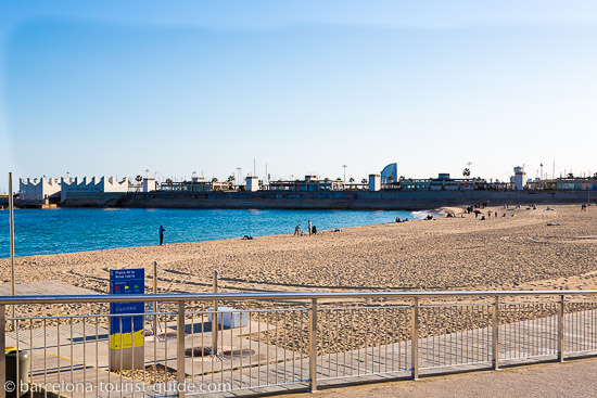 Plage d’Icària, Barcelone, Espagne