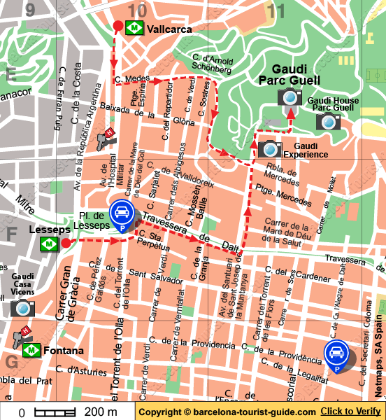 Location of Park Güell to the nearest metro stop.