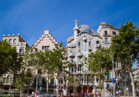 Кликнете, за да видите снимков пътеводител на Casa Batlló на Гауди