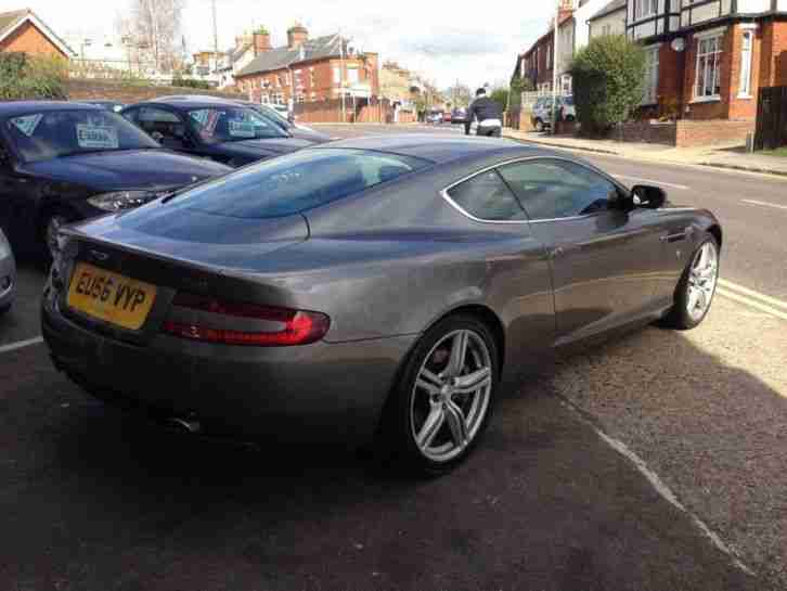 Aston Martin DB9 Coupe V12