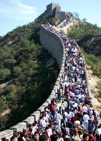 crowd in badaling