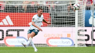 Quentin Merlin à Francis Le Blé pour le premier match de la saison 2024-2025, le 17 août.