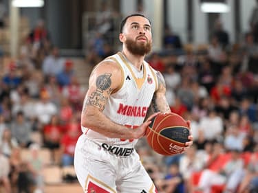 Mike James avec Monaco en juin 2024