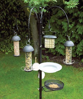 Metal Bird Feeder Station