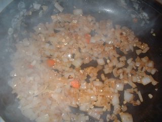 Sauteeing onions, garlic and shallots