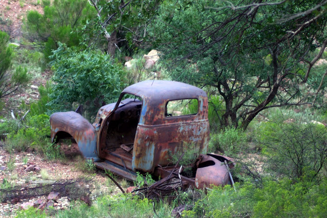 Takin' the back road from Greer to Morenci was gorgeous.  This was waiting at the end.