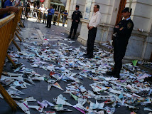 aviones cruzan las vallas...