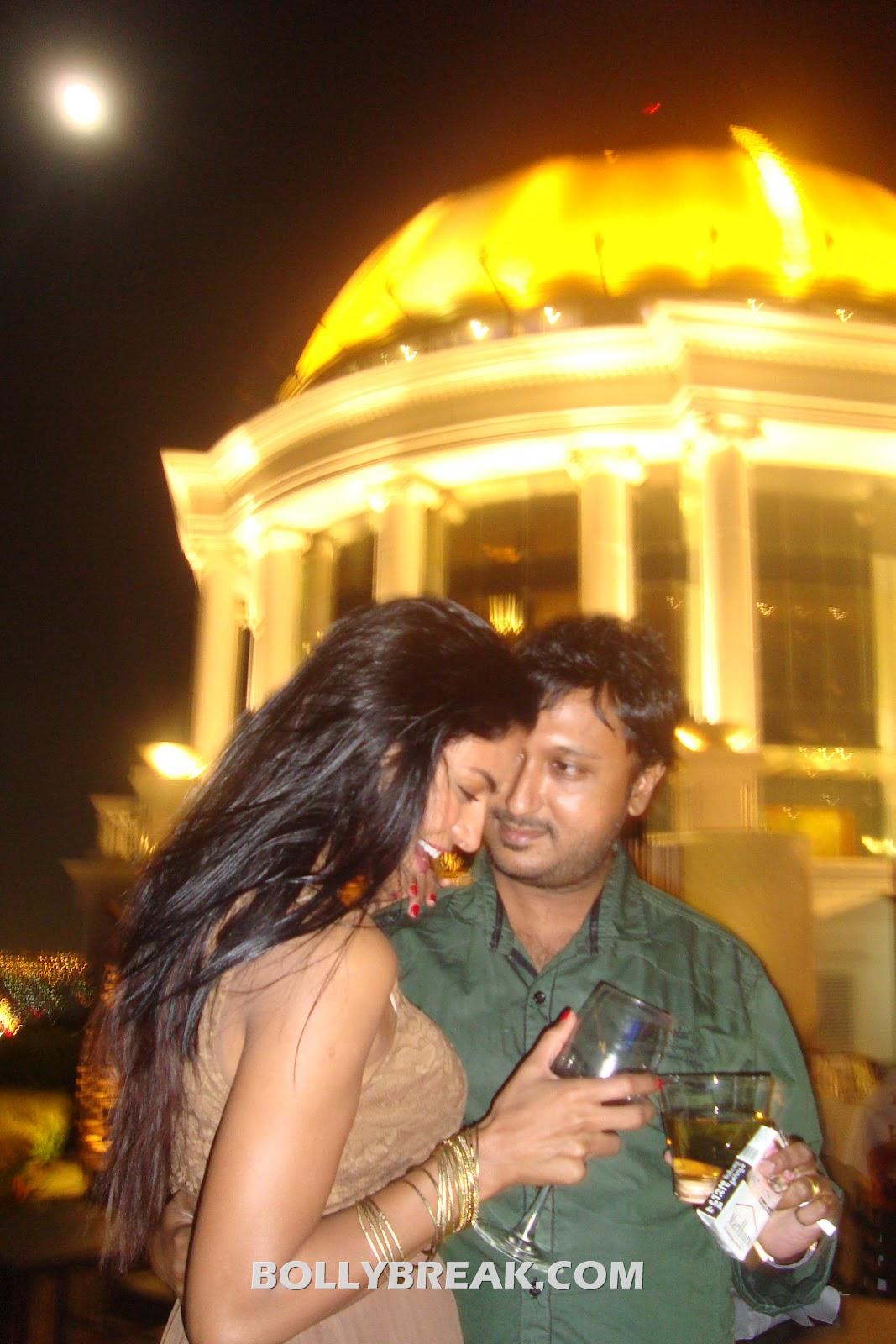  Veena Malik Hemant Madhukar  -  Veena Malik Hemant Madhukar Leaked Private Pics