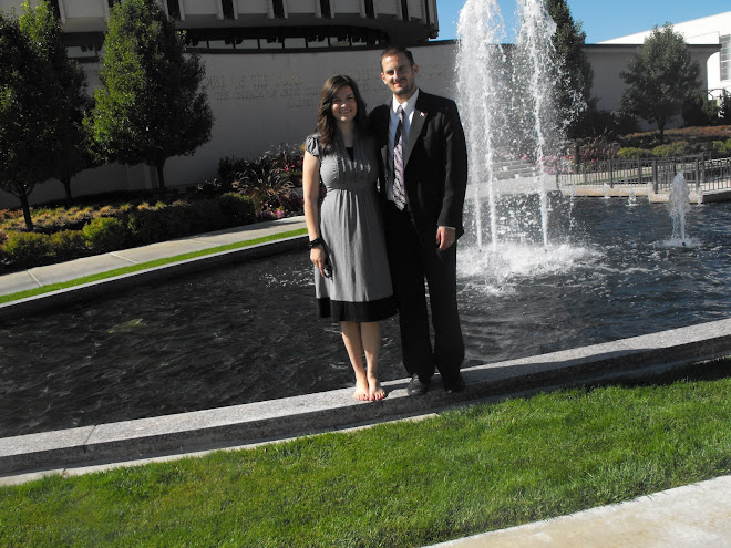 Andrea & Matt at the Ogden Temple 2009