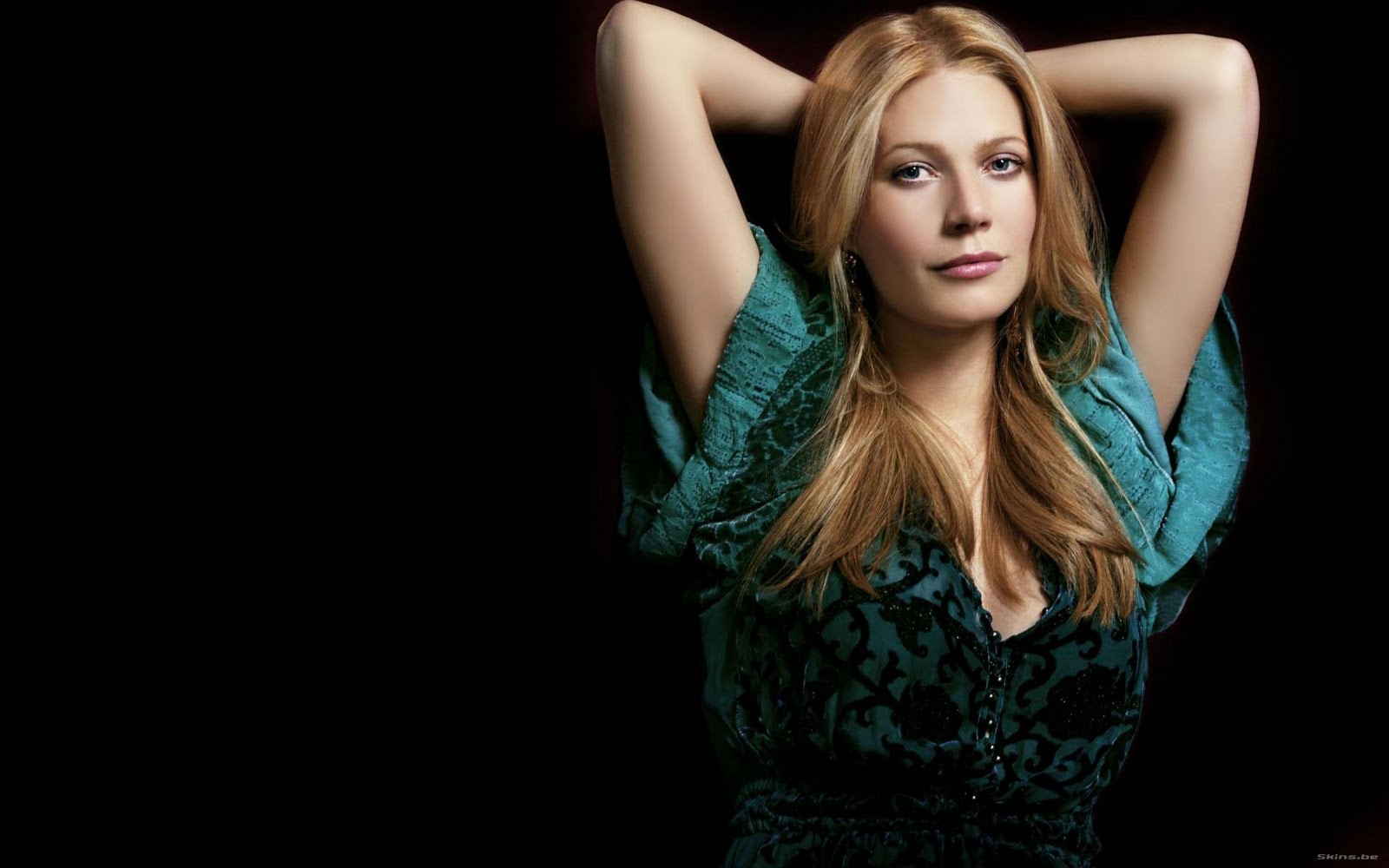 http://4.bp.blogspot.com/_87IqIxH9E9U/Sw9q7EH2ZrI/AAAAAAAAN8k/iyHXlx6HFFA/s1600/Gwyneth-Paltrow-Widescreen-Wallpaper.jpg