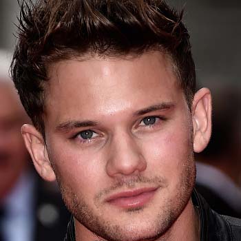 Jeremy Irvine