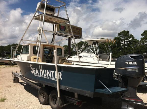 1989 Sea Hawk 25 Pilot House