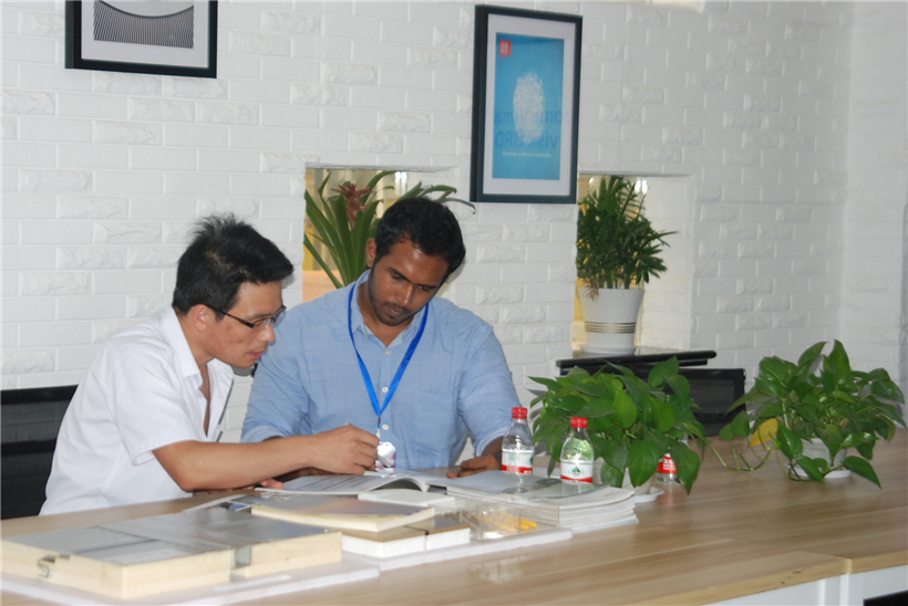 Qatar customer visit <font color='red'>BRD</font> for sandwich panel 4