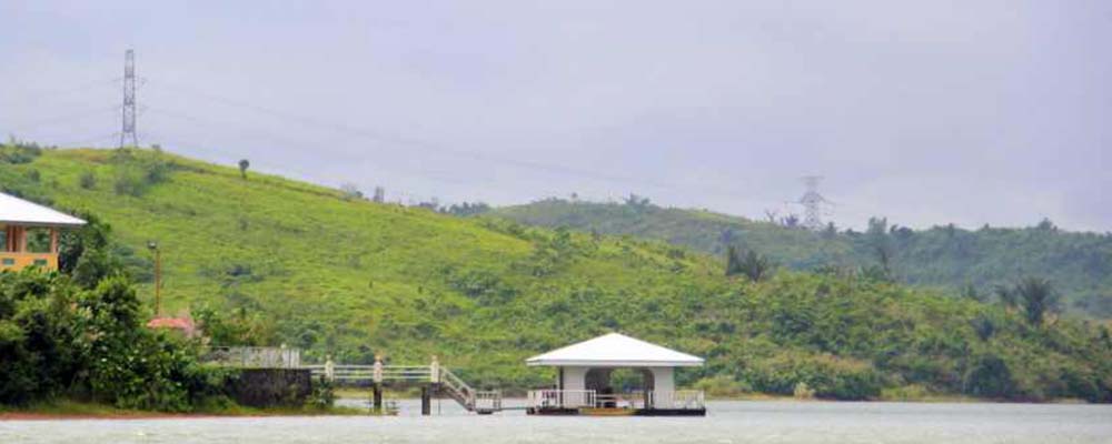 Caliraya Lake