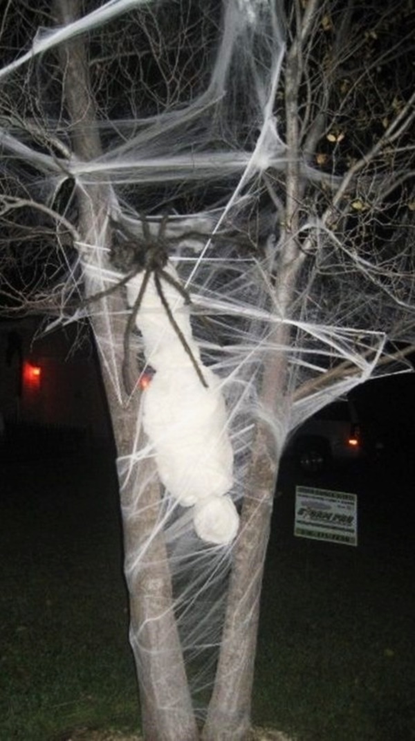 Scary-Halloween-Decorations-for-Outdoor-Party