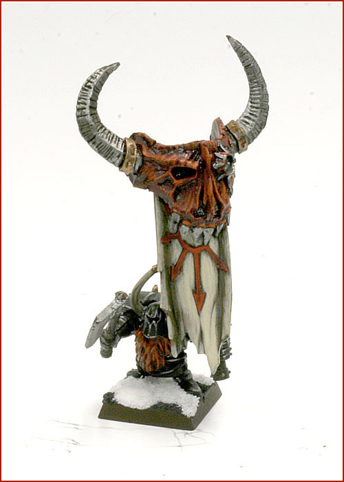 Chaos Dwarf Battle Standard Bearer