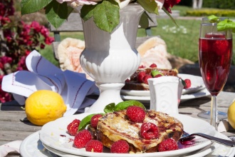 French Toast and Champagne