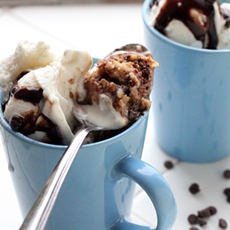 Chocolate Chip Cookie Dough Mug Cake