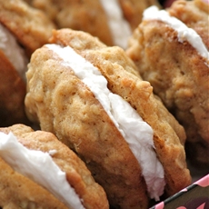 Homemade Oatmeal Cream Pies