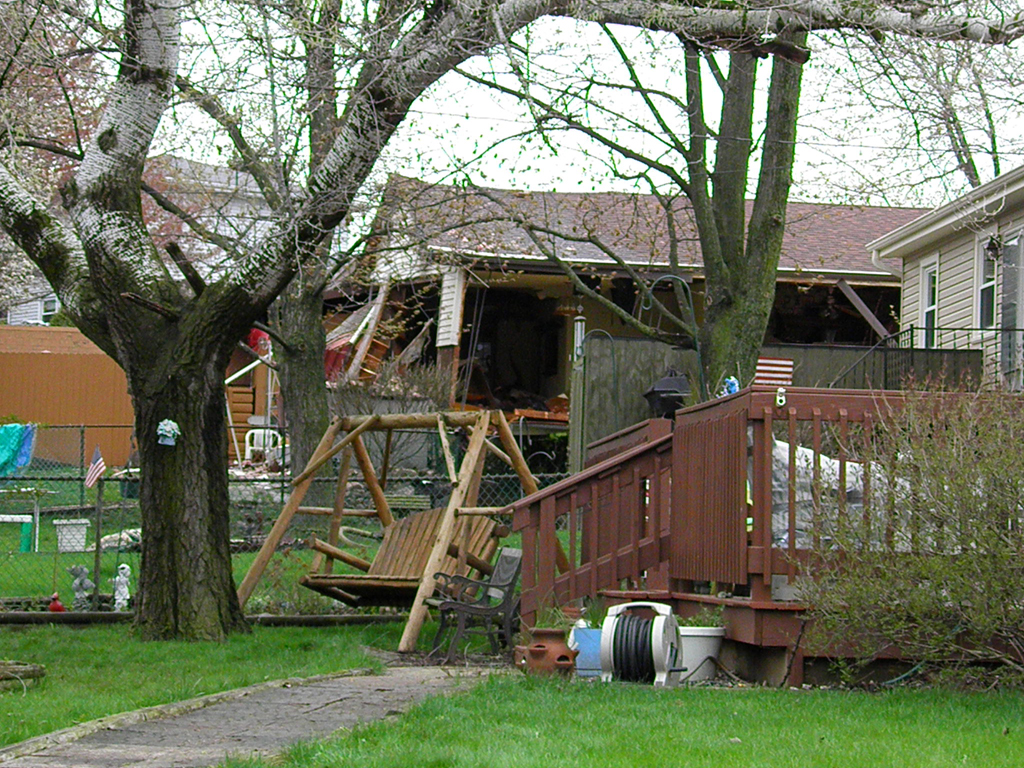 House explosion in Hickory Hills IL