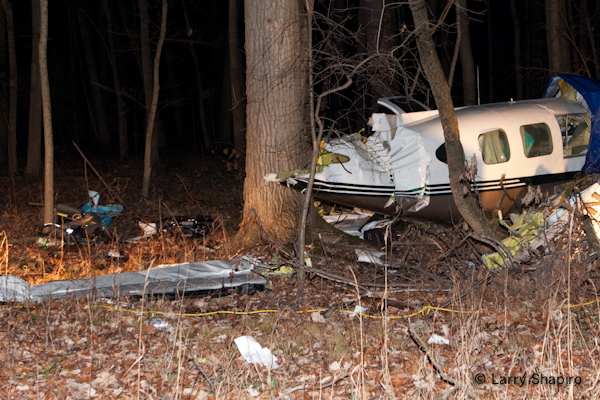 plane crash in Riverwoods IL 11-28-11