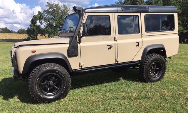 1985 Land Rover Defender