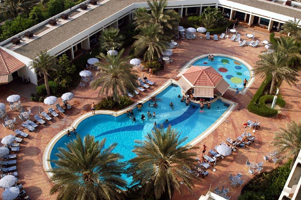 Kempinski Hotel, Ajman Review - Pool Area Bar - Variety of Chilled Beverages