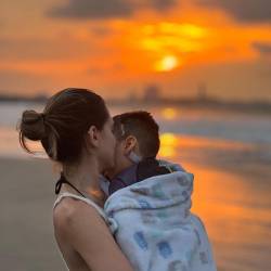 Karime Borja con su hijo Mateo.