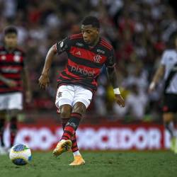 Gonzalo Plata y Flamengo jugarán los cuartos de final de la Copa Libertadores ante Peñarol.