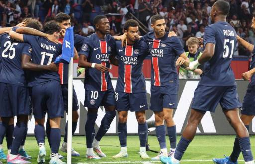 Jugadores del PSG celebrando el agónico gol.