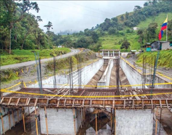 Imagen referencial de obras en Quijos