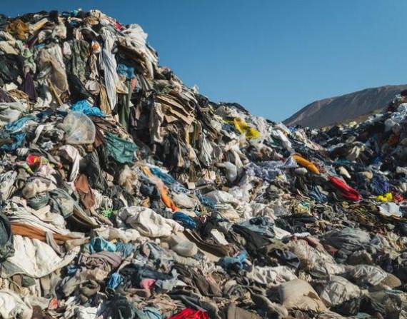 La huella contaminante que deja la producción mundial de ropa