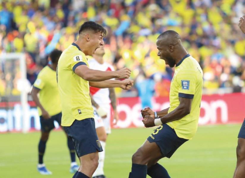 Alan Franco y Enner Valencia, figuras ecuatorianas.