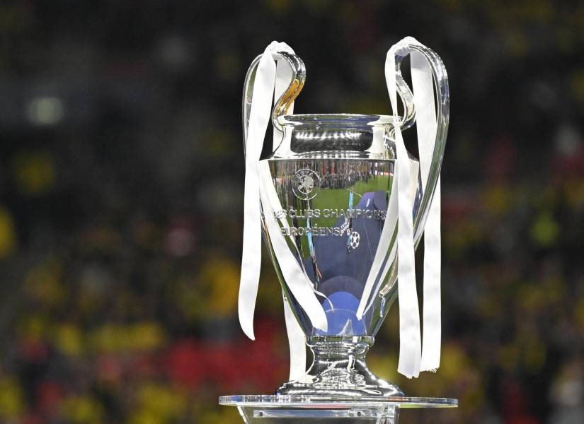 Imagen de archivo del trofeo de la Liga de Campeones de Europa.