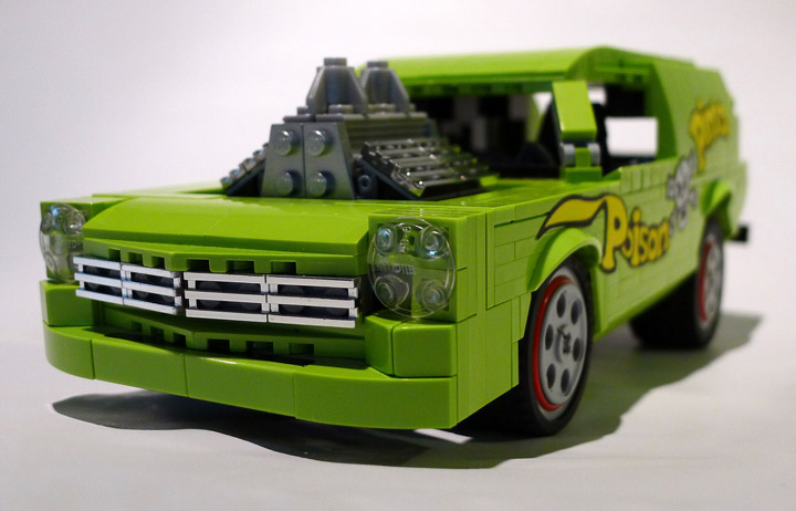 Nathan Proudlove's Lego Poison Pinto Grill