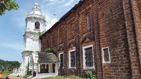 Maina Curtorim Church - Download Goa Photos