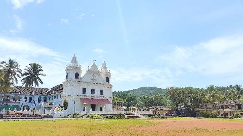 Maina Curtorim Church - Download Goa Photos