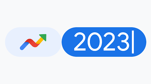 「2023」と入力され、末尾にカーソルがある検索バーと Google トレンドのロゴ