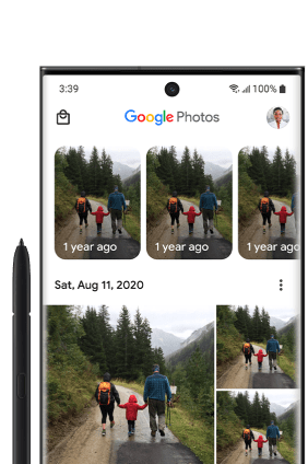 Android फ़ोन की स्क्रीन पर Google Photos खुला है. इसमें हाल ही में ट्रांसफ़र की गई फ़ोटो का ग्रिड दिख रहा है.