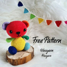 Bear crochet pattern in red, yellow, blue, purple....