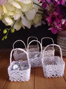 Mini Lace Favor Basket - 6pcs with hanger tab