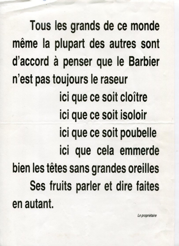 inscription sur la porte atelier d'été.jpg