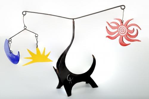 Calder, éléphan, sculpture en bronze, 1973t.jpg