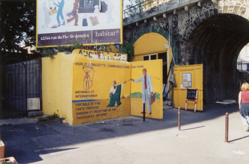 Y a bon phone, rue de flandres (à l'époque), vue générale 2003.jpg