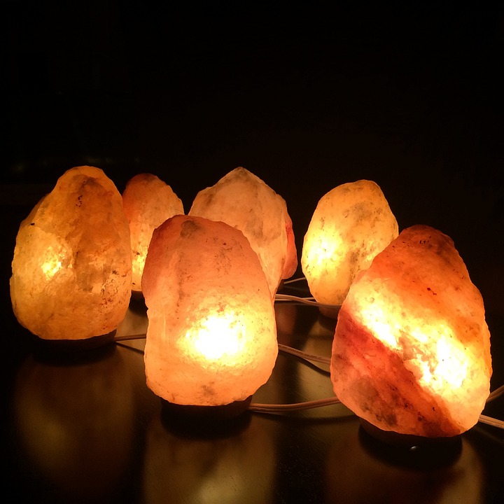 Himalayan salt lamps