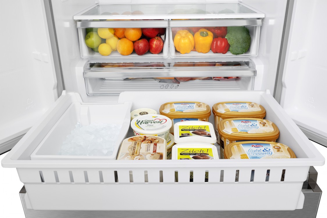 RF26N6AFE freezer crisper deli view