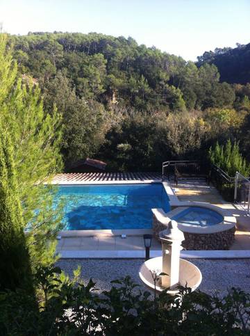 Villa for 6 Guests in Le Thoronet, Draguignan Region, Picture 3